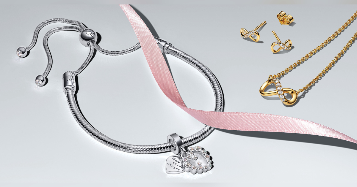 pandora bracelet and necklace gift set