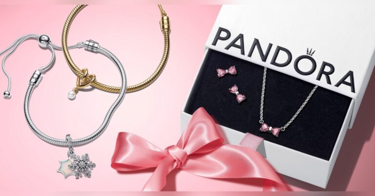 Pandora holiday gift sets