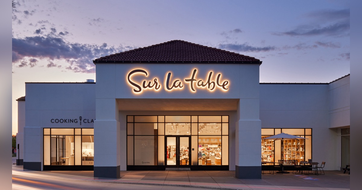 Sur La Table storefront